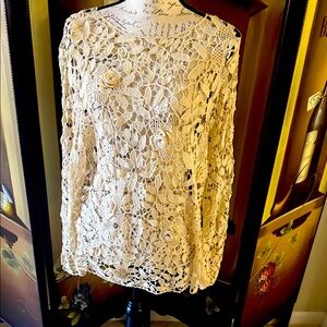 Elegant Cream Lace Women's Top. Ecru vintage